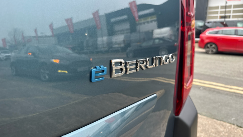 Citroen Berlingo 100kW Plus XL 52kWh 5dr Auto [7 Seat] Electric Estate